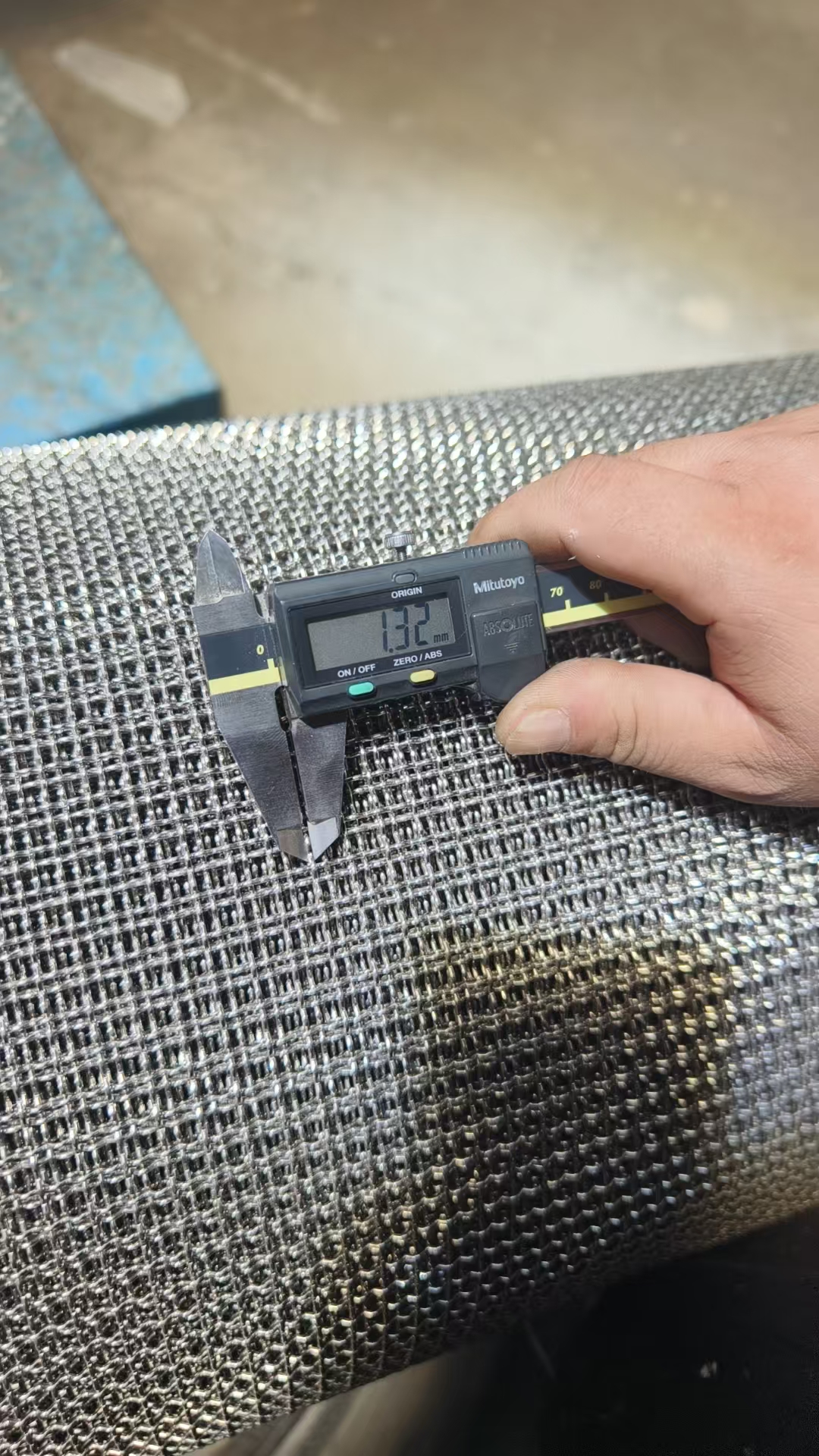 Final inspection before shipment--stainless steel mesh