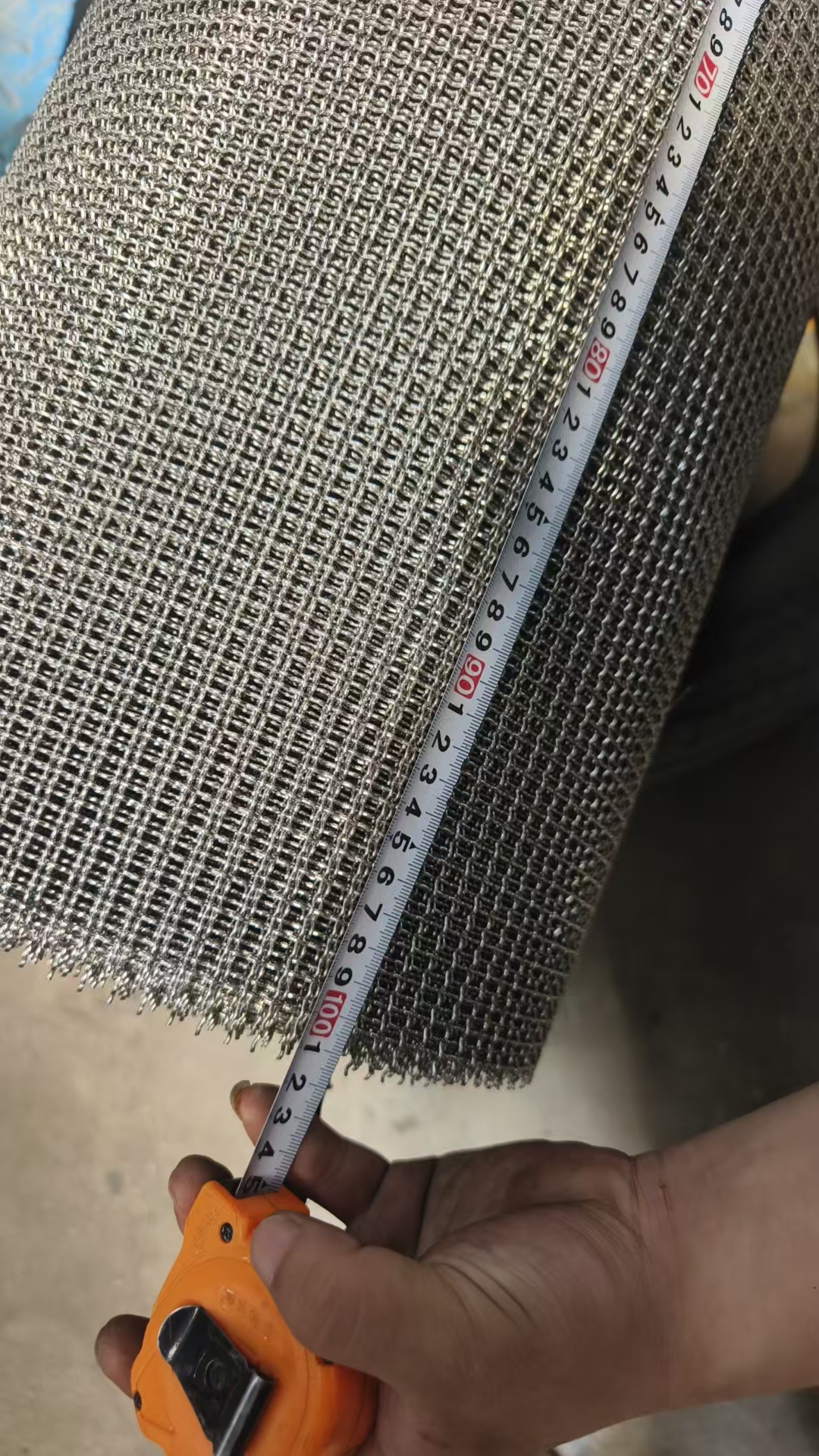 Final inspection before shipment--stainless steel mesh