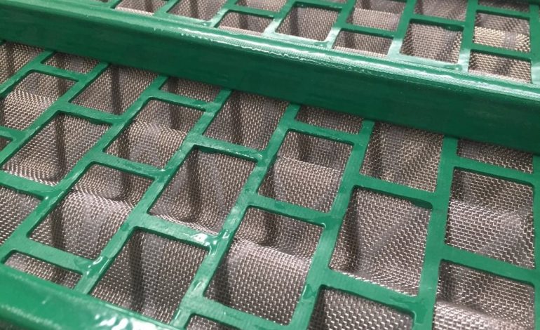vibrating screen Long hole screen or square hole screen?cid=17