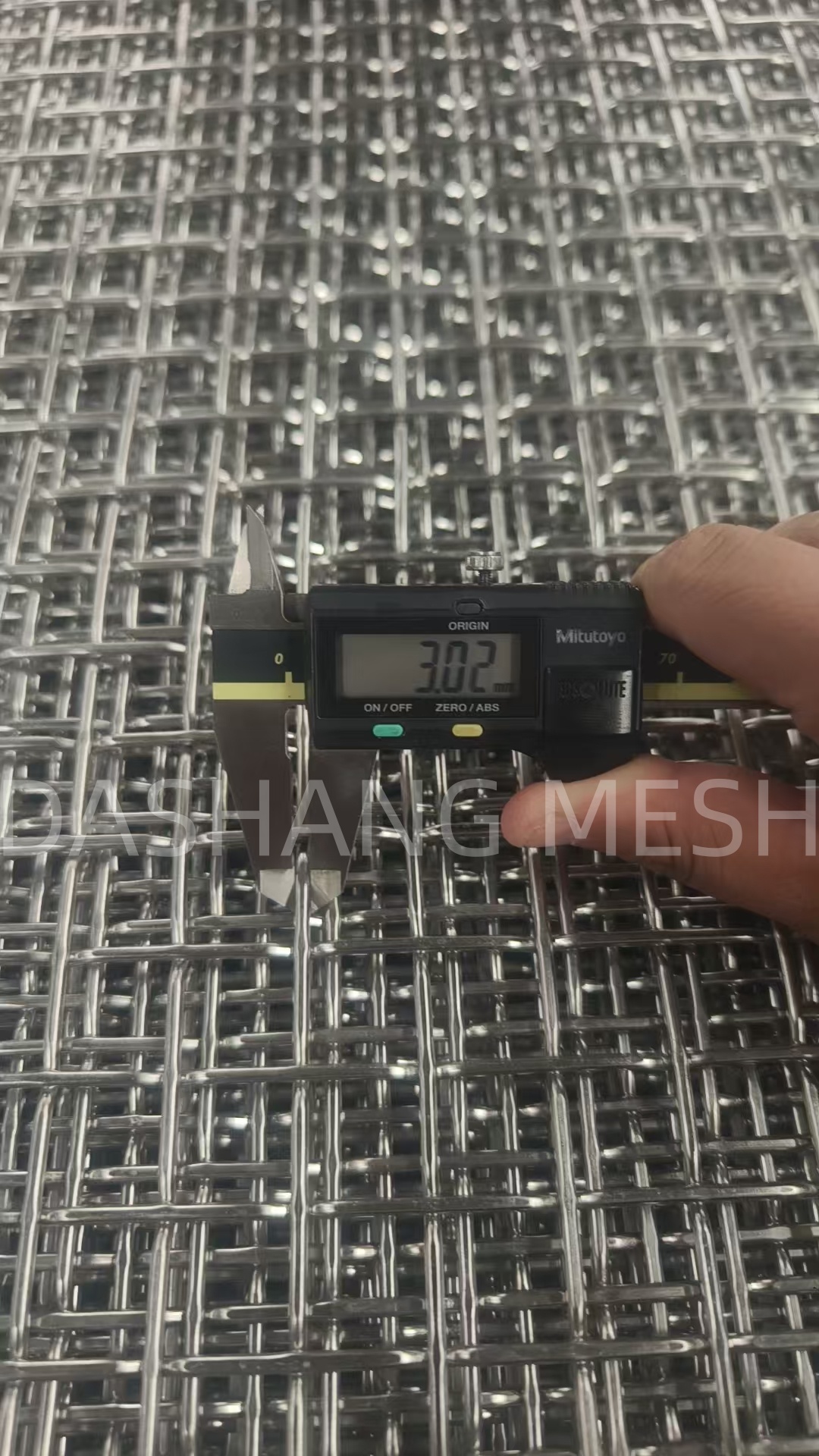 From which aspects does Dashang test the quality level of crimped wire mesh?cid=17