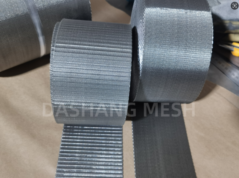 Reversed--Twill-Weave Mesh Belts