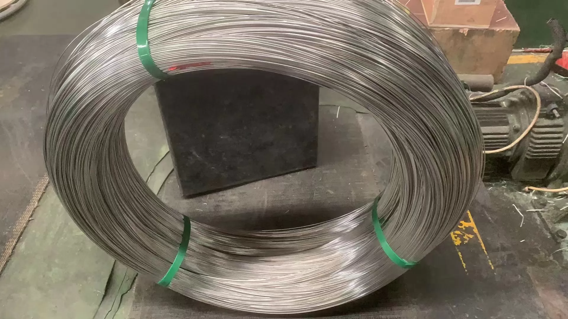 Stainless steel spring wire