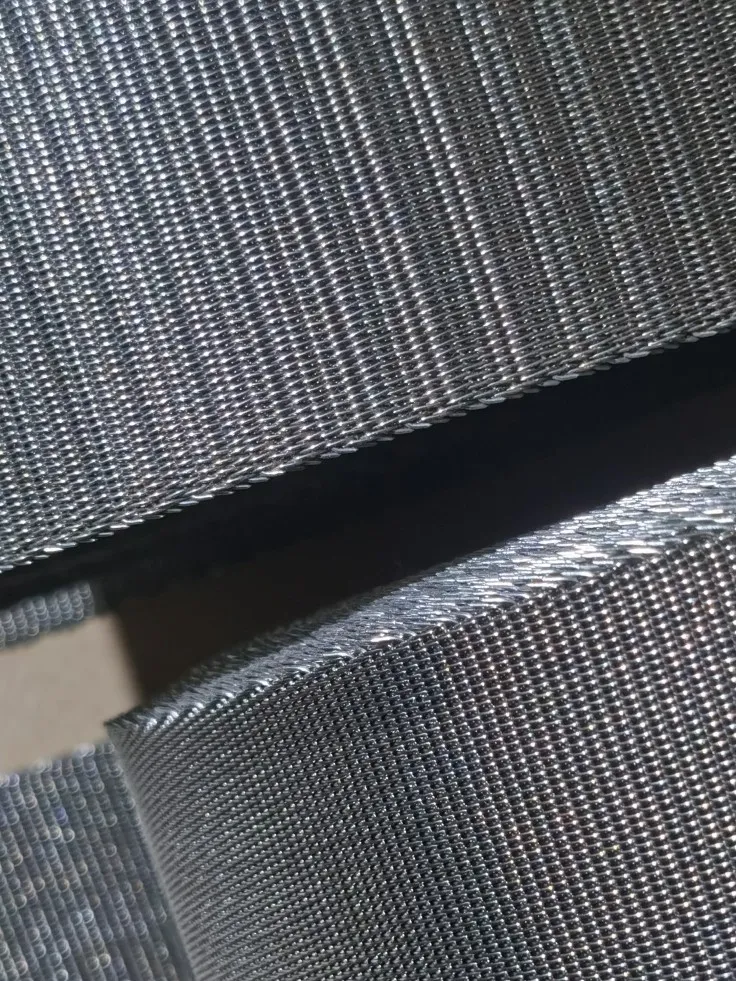 Reversed-Twill-Weave Mesh Belts