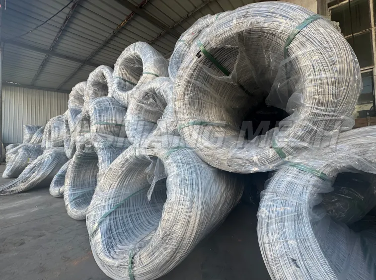 The Real Cost of Stainless Steel Wire Mesh: Why Vertical Integration Beats Unit Price Alone